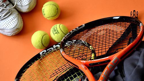 Tennisplatz bei Meran Tennisplatz bei Meran