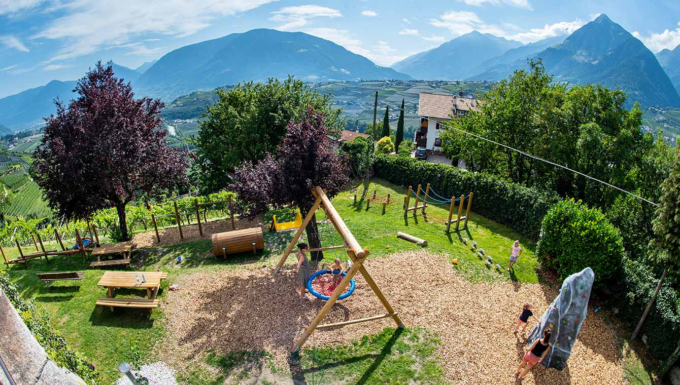 Naturspielplatz Rebenpark in Schenna bei Meran