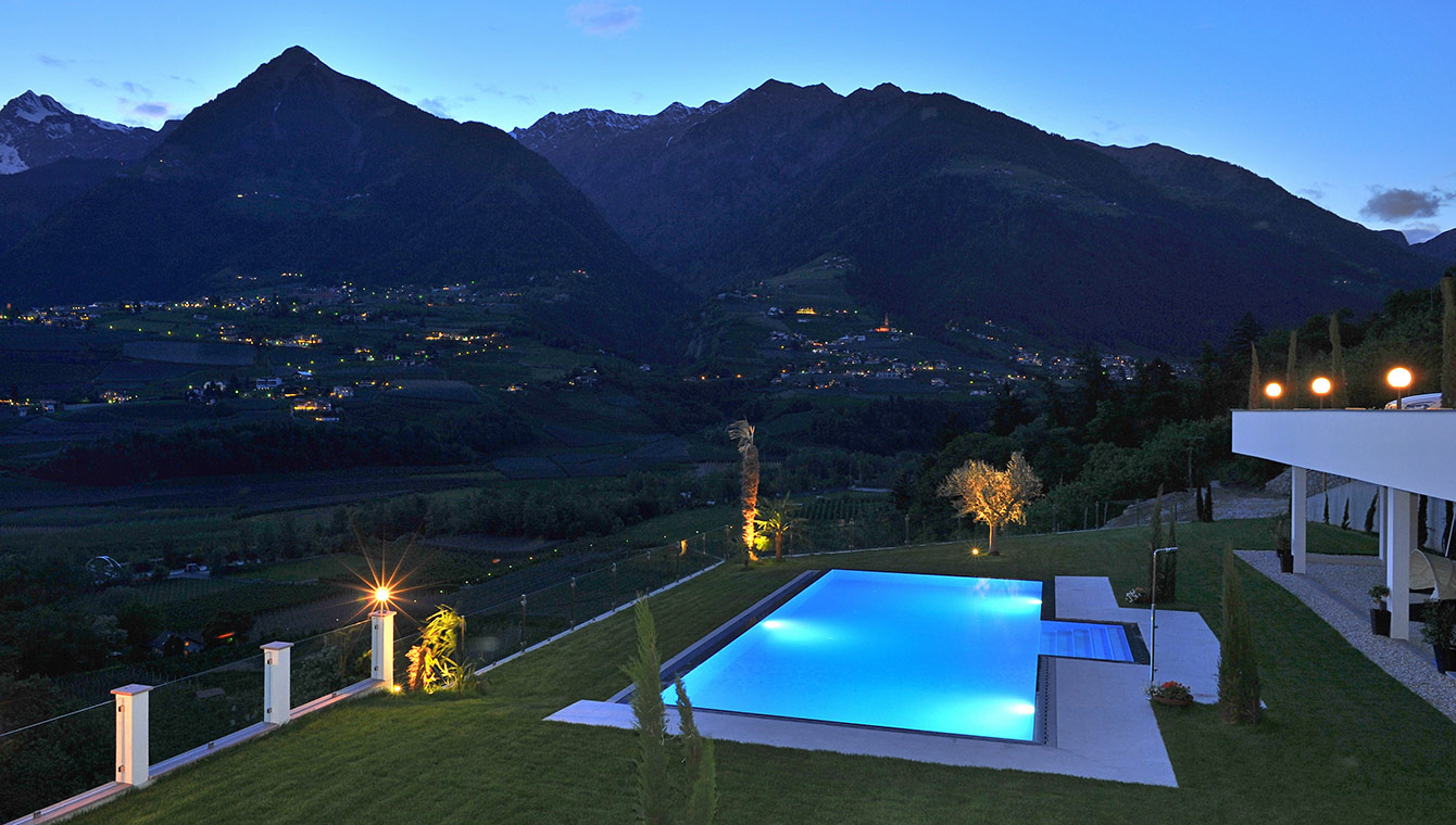 Piscina - Wunderlehof by night